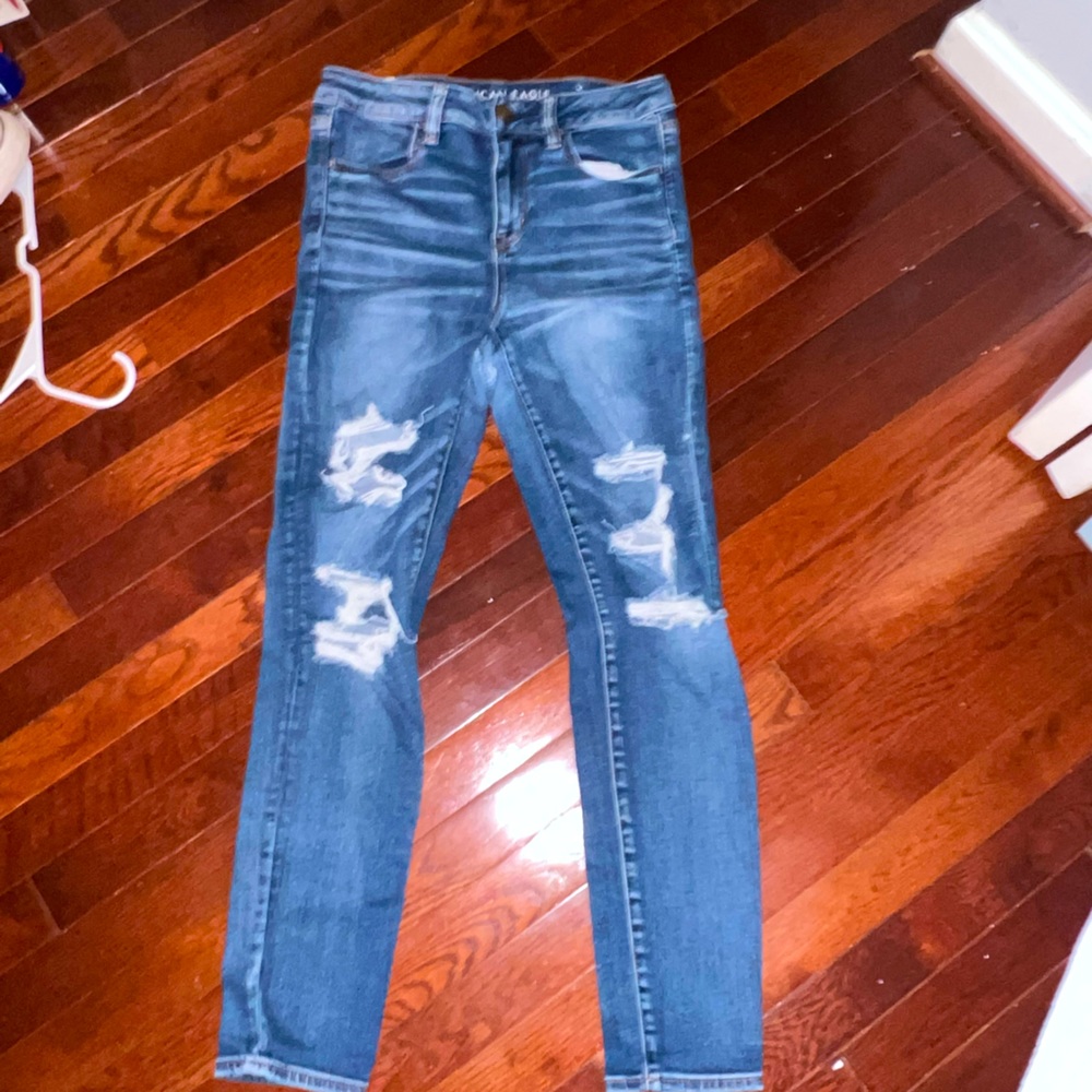 American Eagle Outfitters women’s jeans